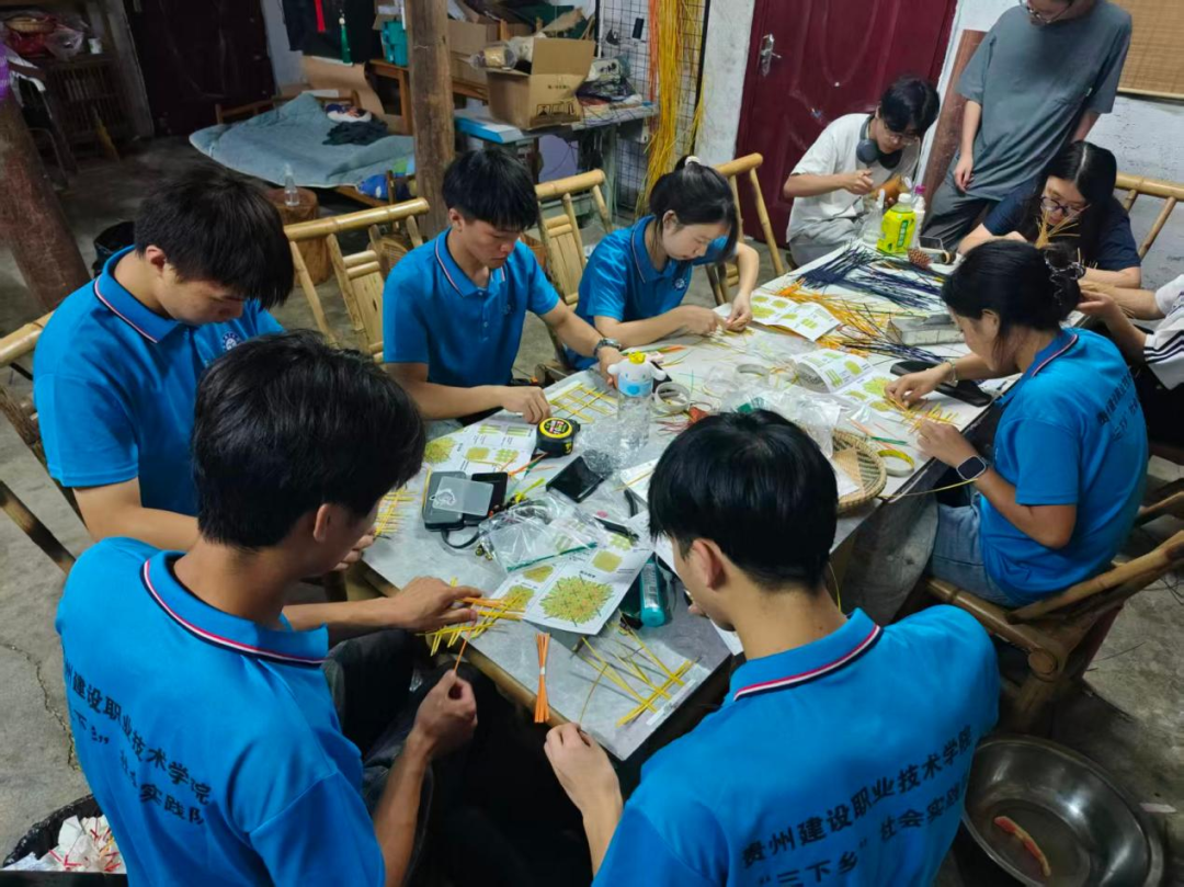 d845d0d1-85ca-4061-840d-9dcf44e5a966.jpg d845d0d1-85ca-4061-840d-9dcf44e5a966.jpg