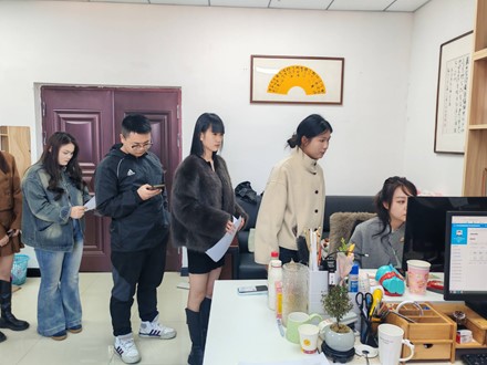 b2bfe145-4b5a-4970-8724-bcd88c964acf.jpg